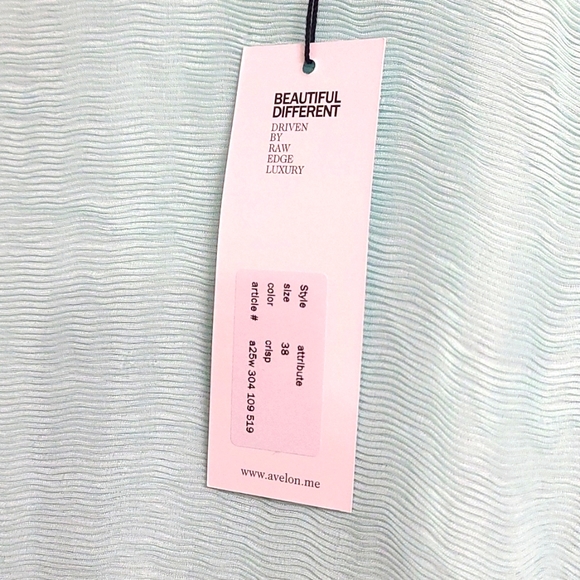 Avelon Dress - Picture 2 of 5